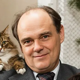 Чарушин Евгений Иванович